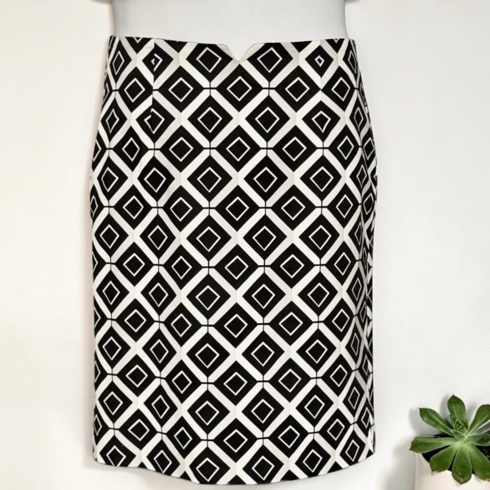 Natori Black White Geometric Pencil Skirt Mod Career Stretch Size 8 NWT